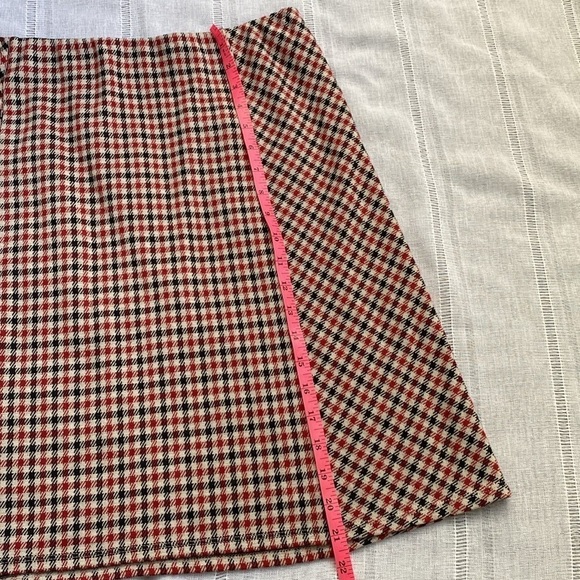 J. Jill houndstooth knee length skirt. - Picture 8 of 10
